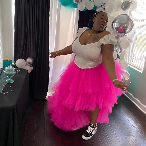 It’s ya Birthday Pink Tulle Skirt with train!!! - Picture 6 of 7